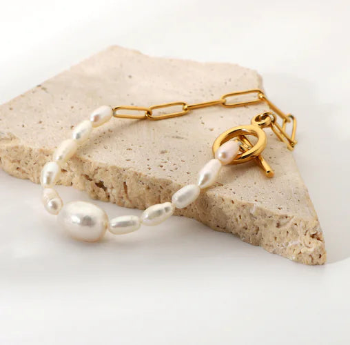 Shimmering Signet